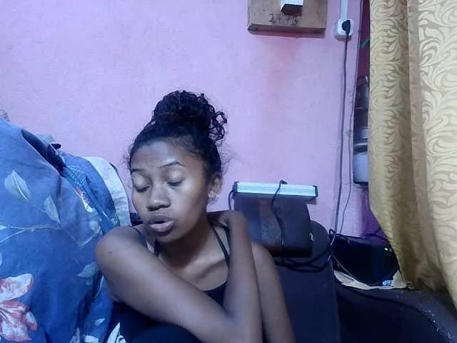 Freechat Amelia25 on BongaCams