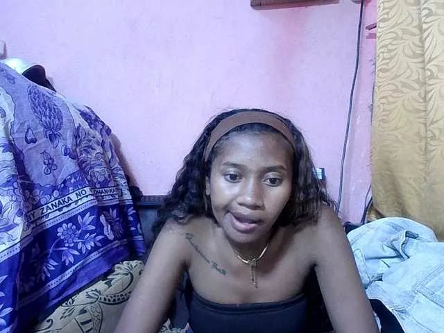 Freechat Amelia25 on BongaCams