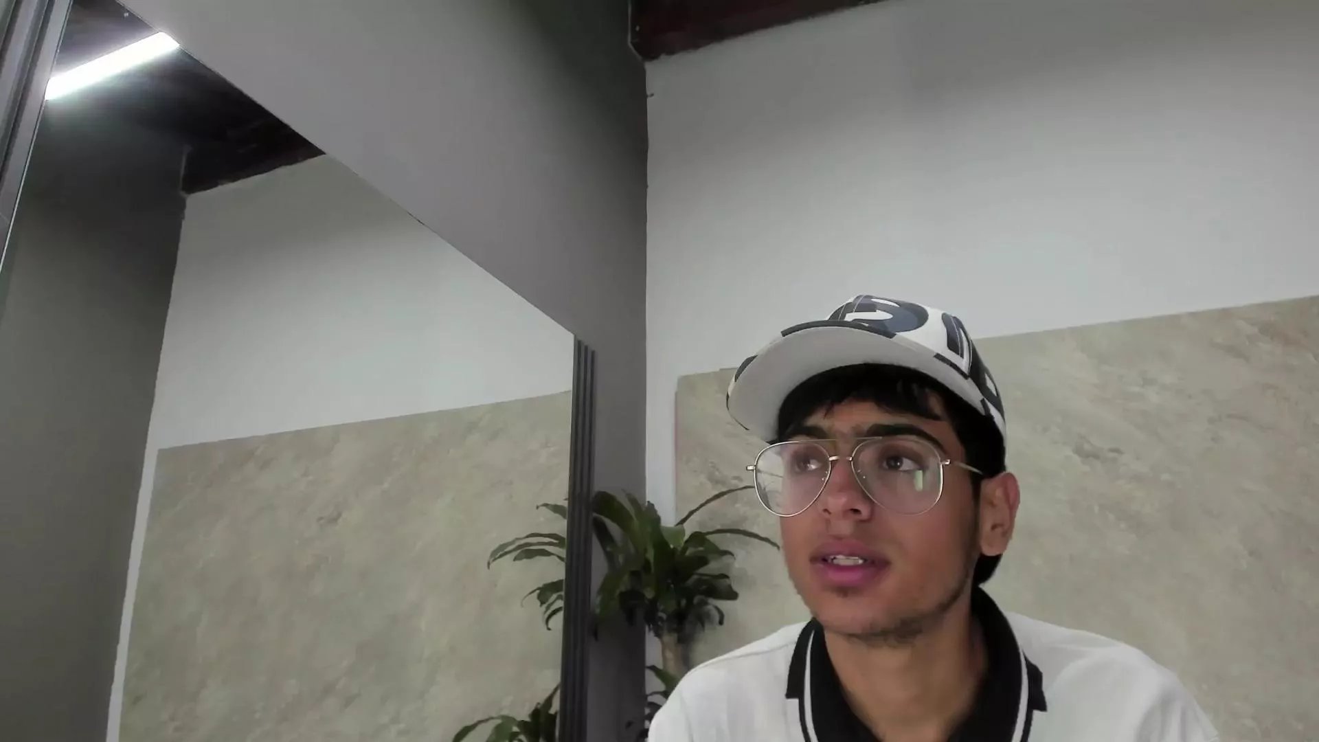 Offline abbychad on Cam4