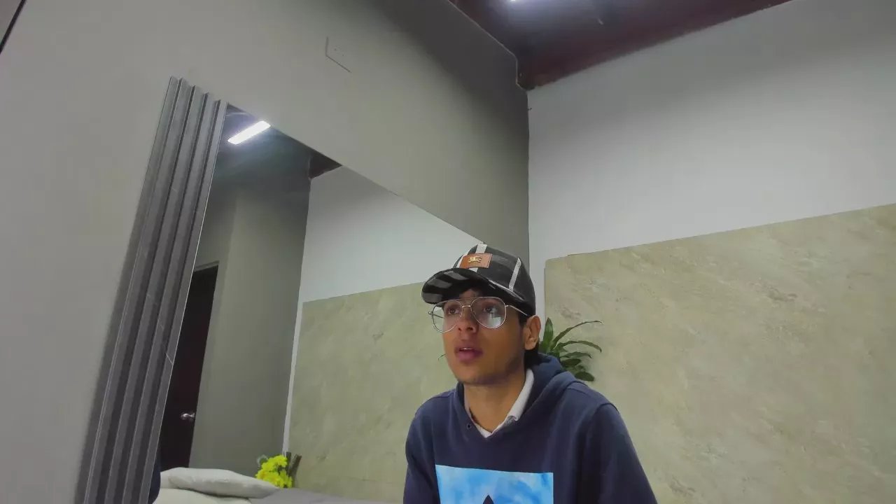 Offline abbychad on Cam4