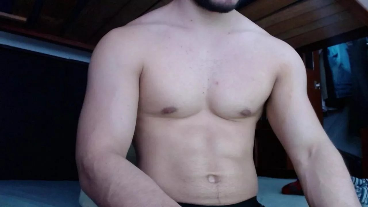 Offline AlexS1998 on Cam4