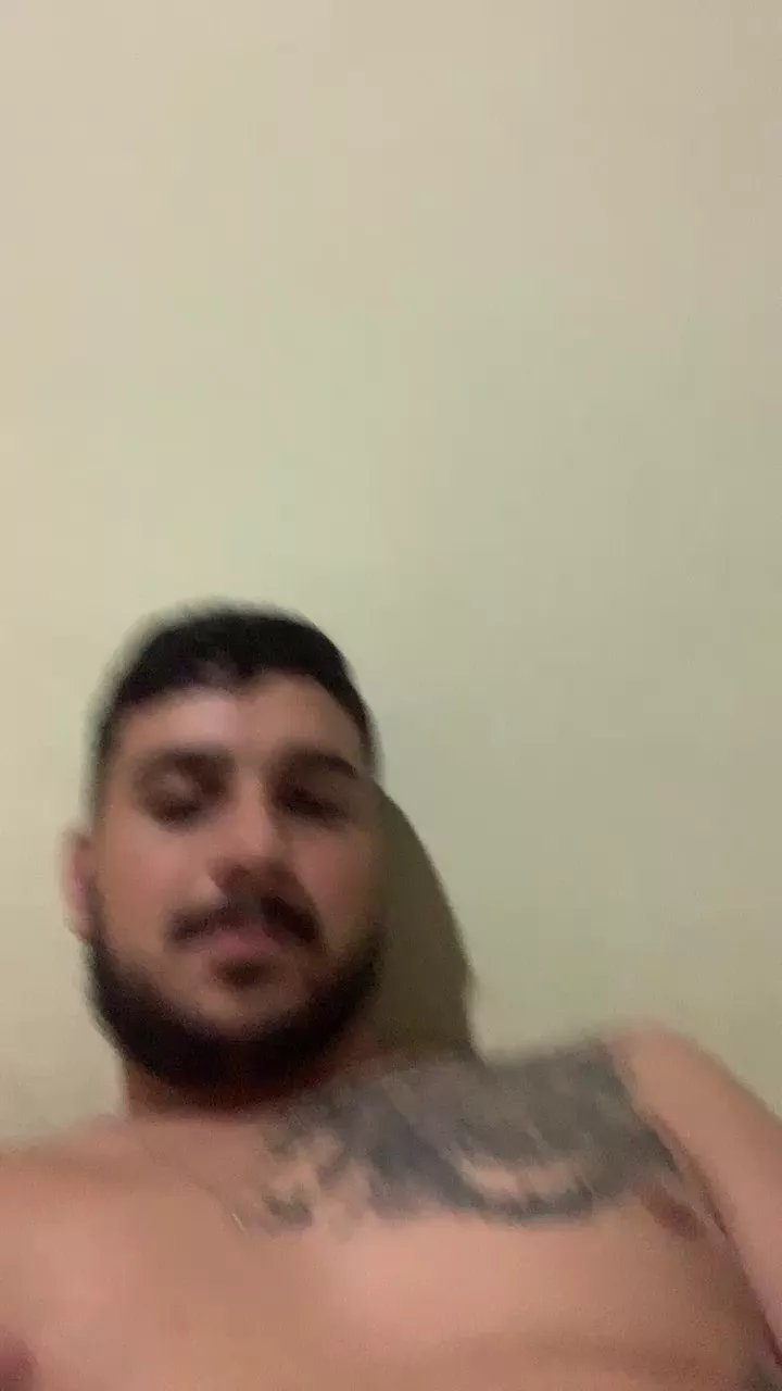 Offline antonig41 on Cam4