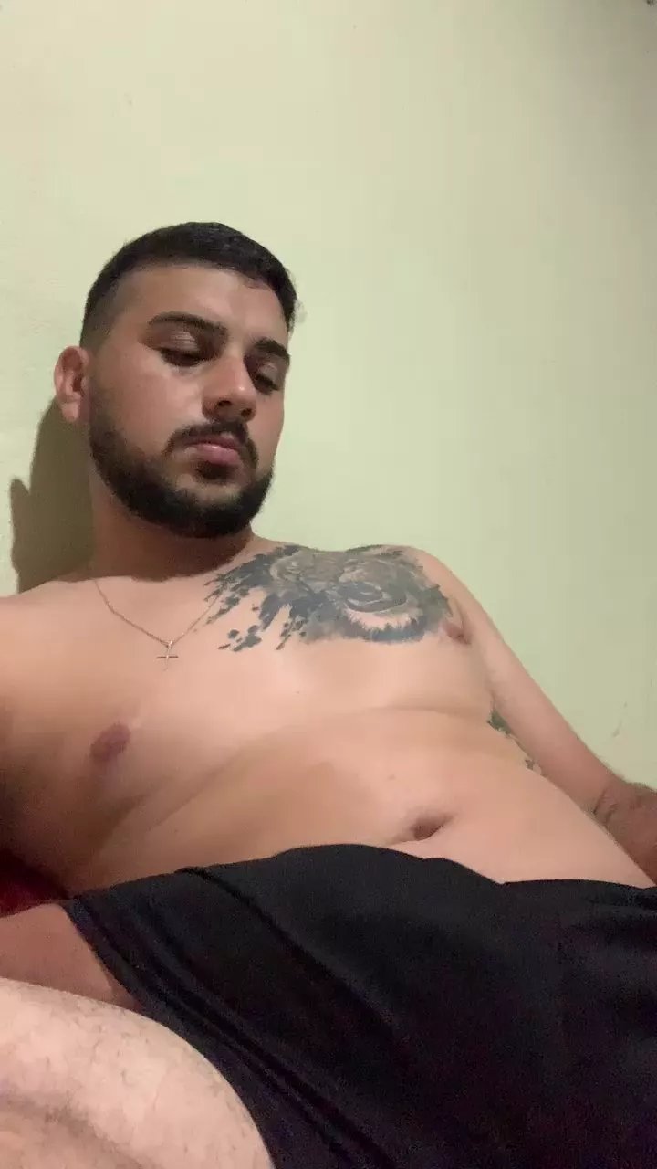 Offline antonig41 on Cam4