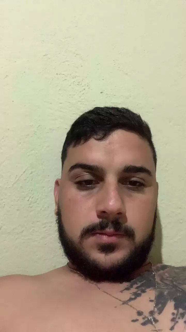 Offline antonig41 on Cam4