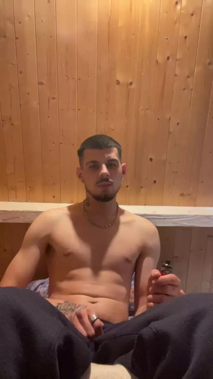 Offline Arthur84vice on Cam4