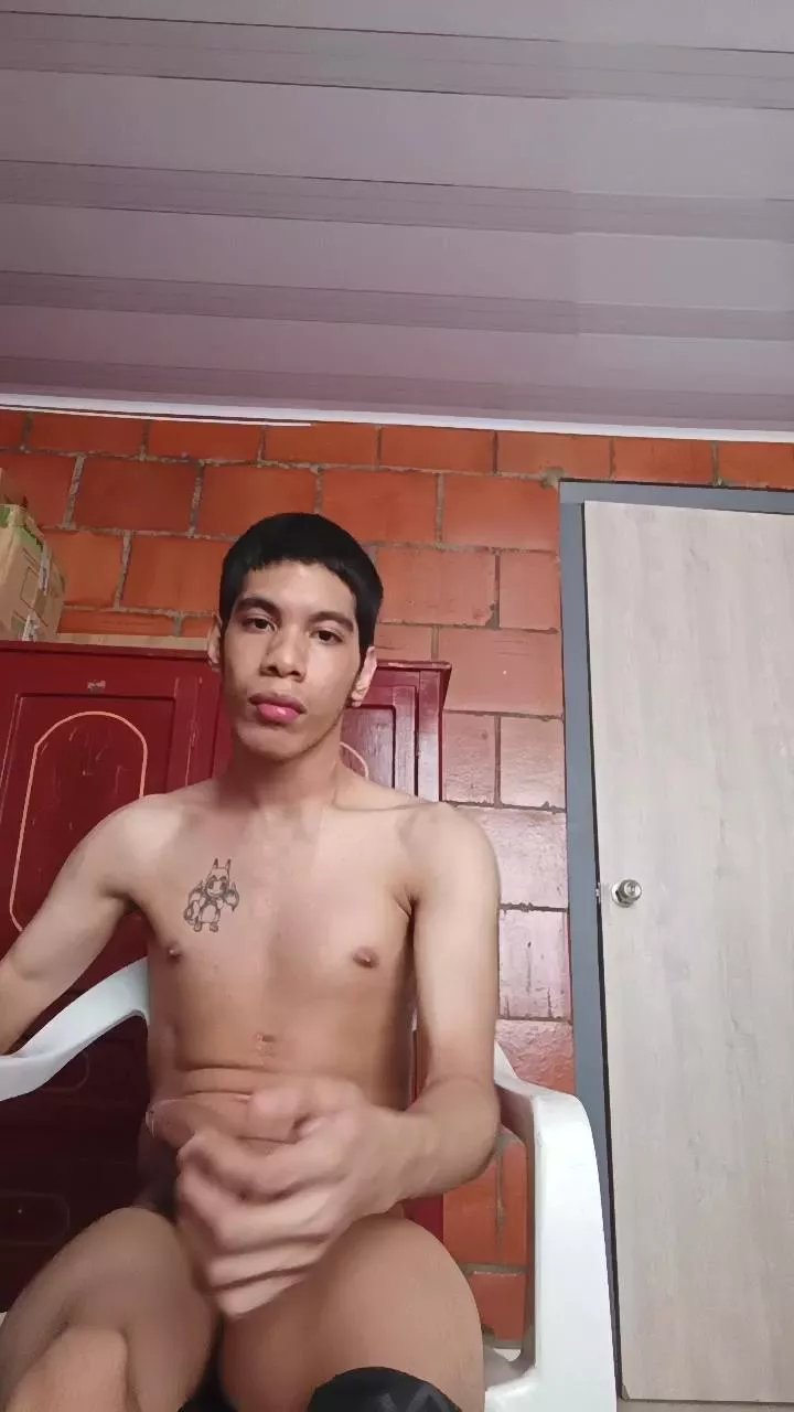 Offline avellenedasebas on Cam4