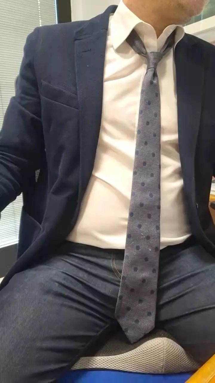 Offline Bari_new on Cam4