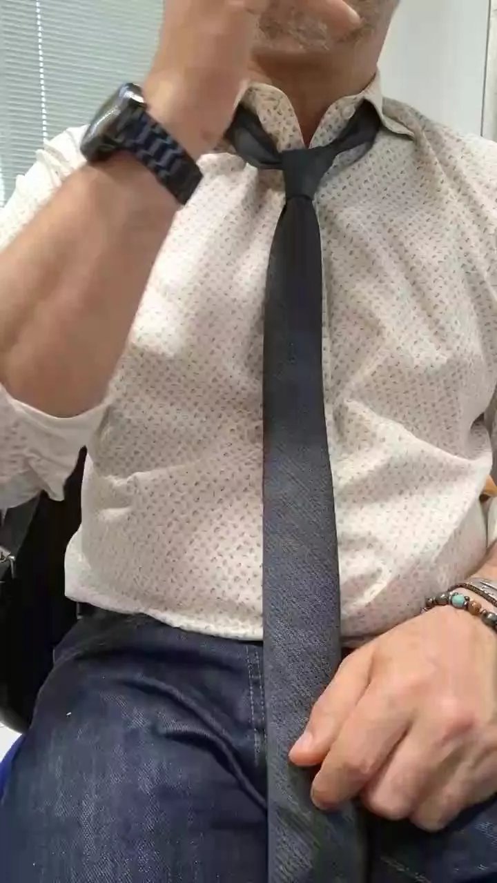 Offline Bari_new on Cam4