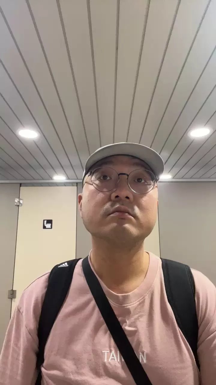 Offline bigzhung on Cam4