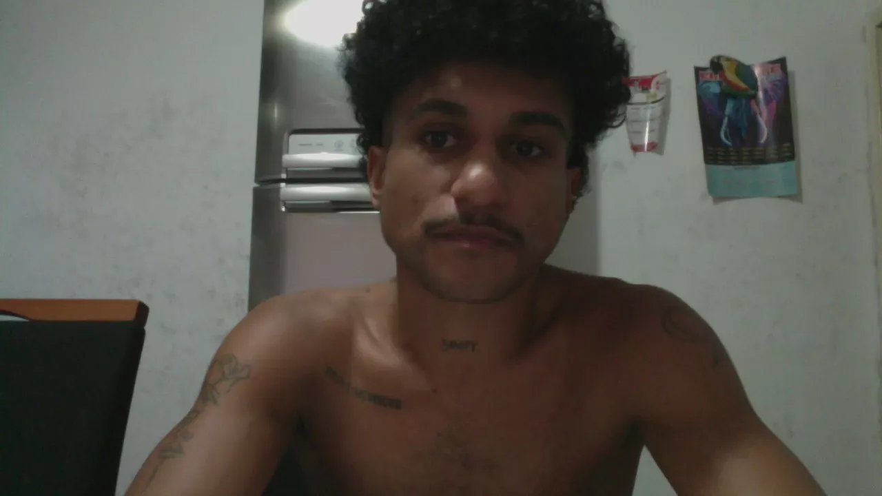 Offline BlackDelToro on Cam4