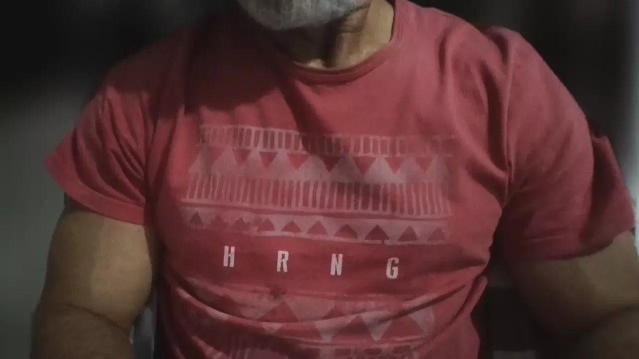 Offline C4pt_Iv4n0v on Cam4