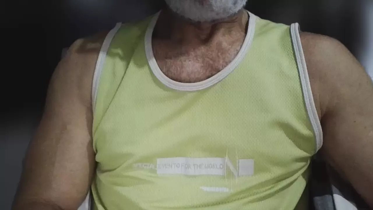 Offline C4pt_Iv4n0v on Cam4