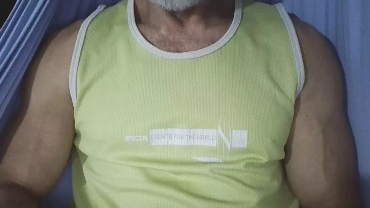 Offline C4pt_Iv4n0v on Cam4