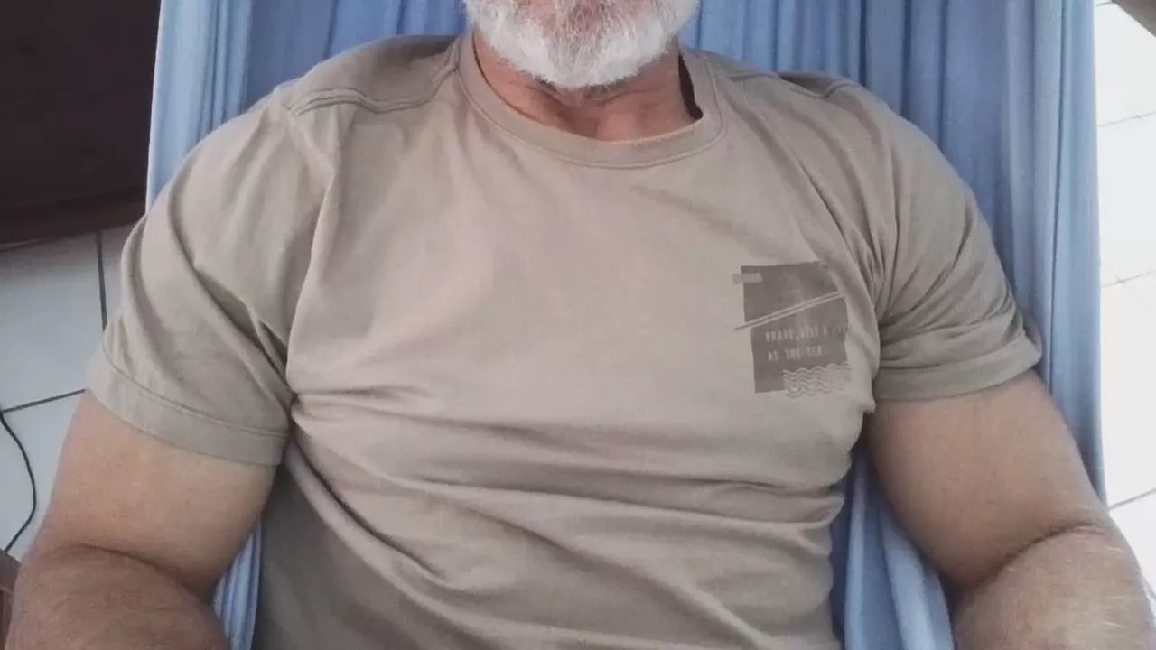 Offline C4pt_Iv4n0v on Cam4