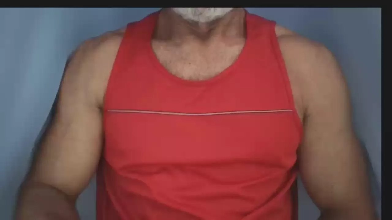 Offline C4pt_Iv4n0v on Cam4