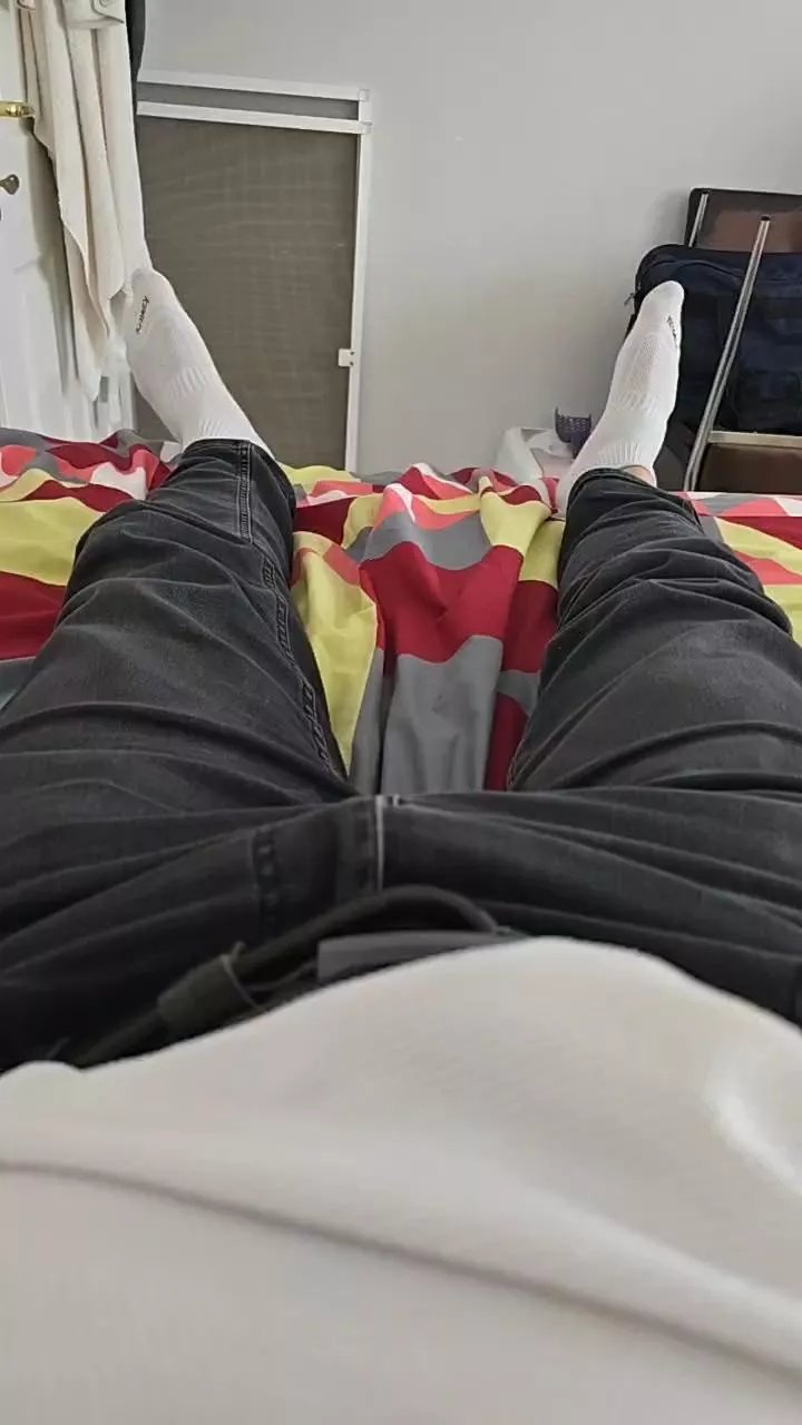 Offline cem662 on Cam4