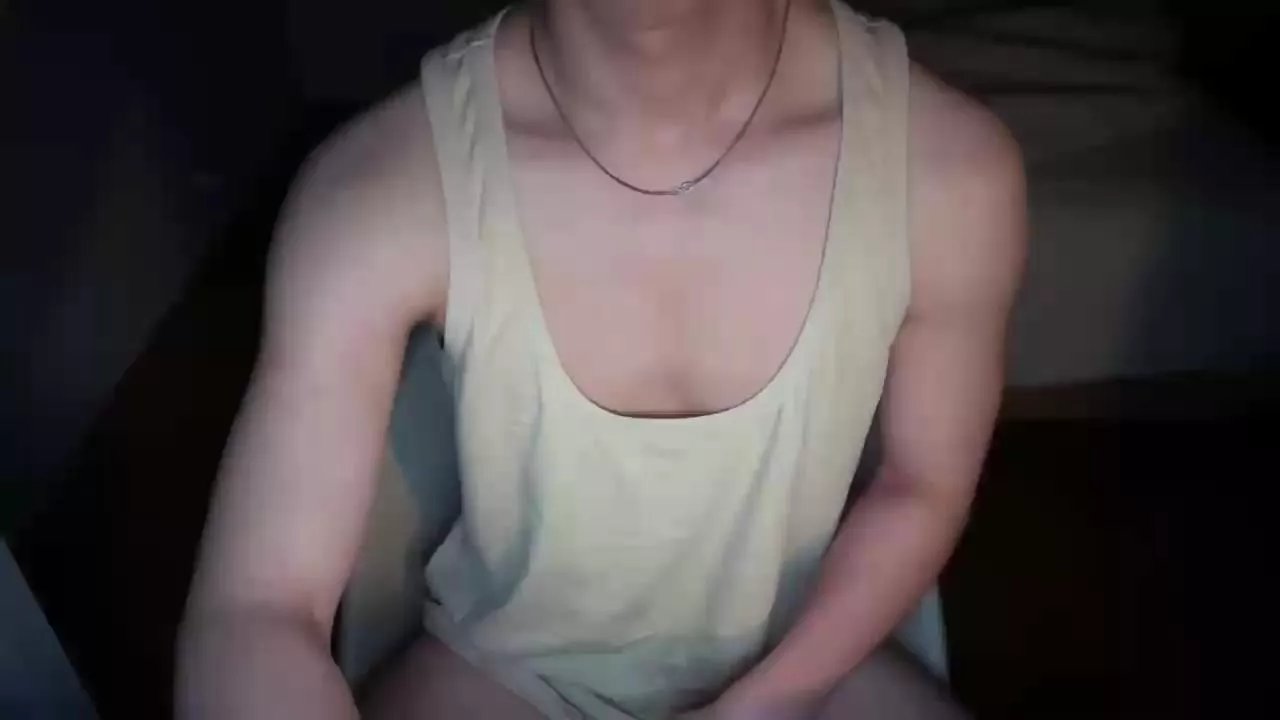 Offline dirtyfox1069 on Cam4