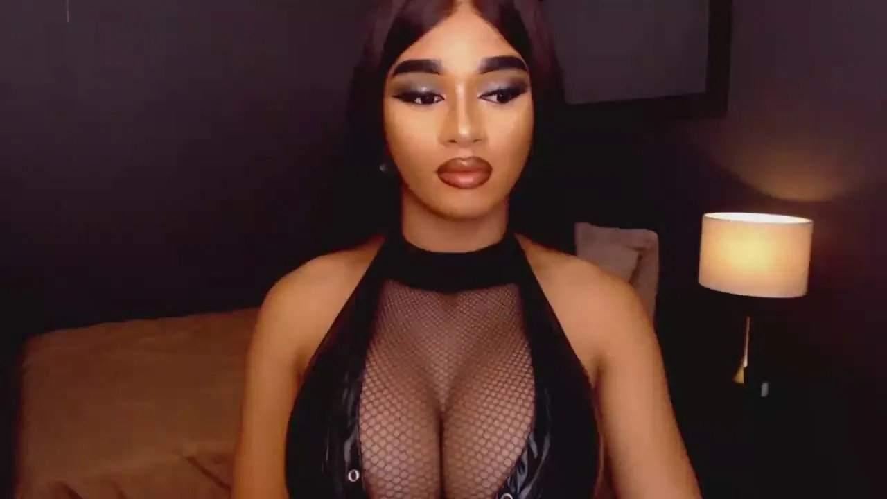 Offline DominantLatina on Cam4