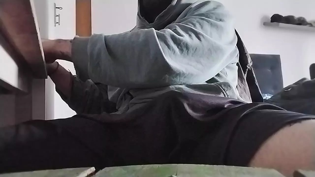 Offline ElVikingoo on Cam4