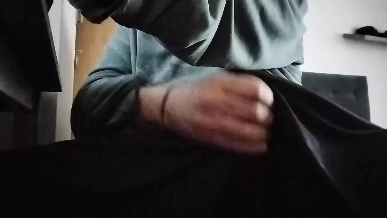 Offline ElVikingoo on Cam4