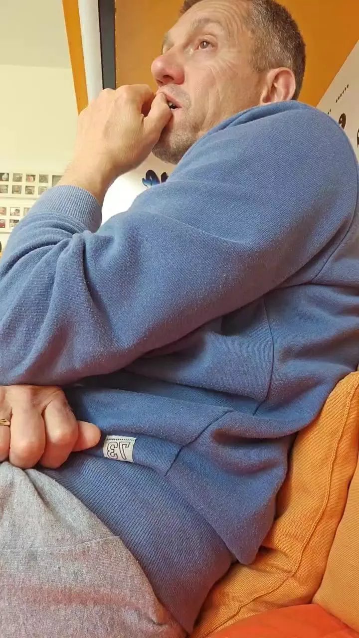 Offline gior60 on Cam4