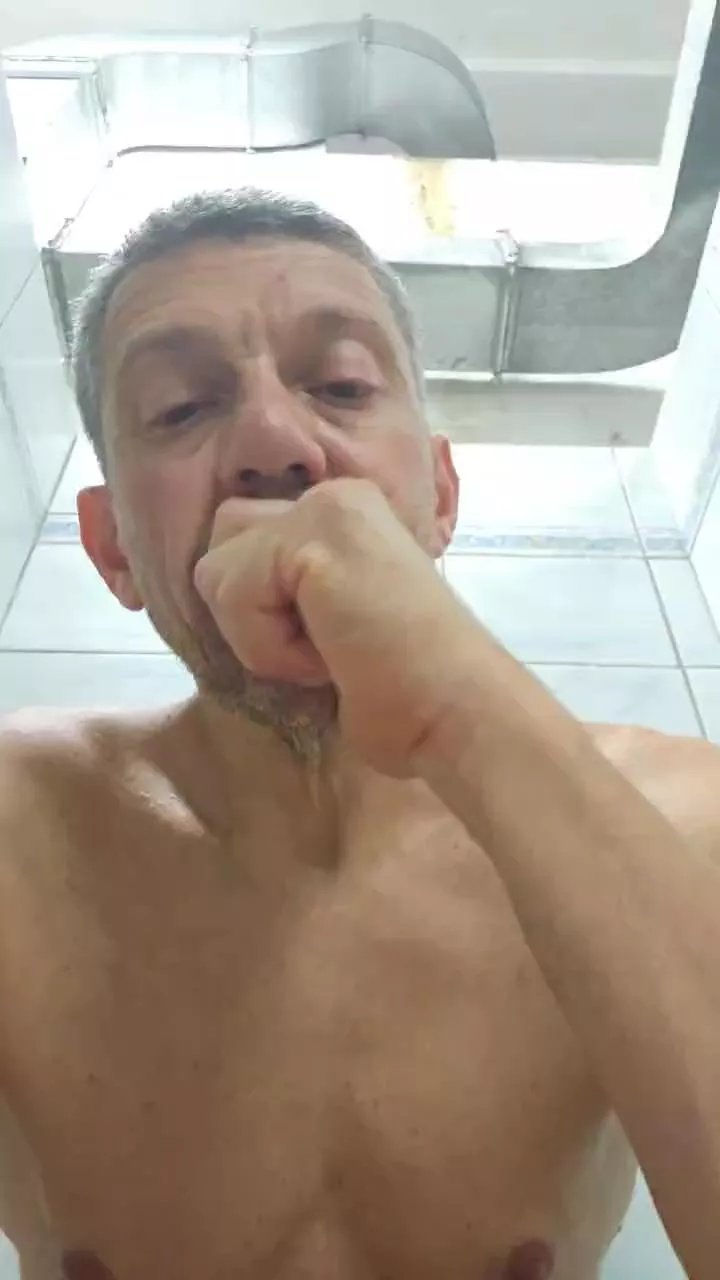 Offline gior60 on Cam4