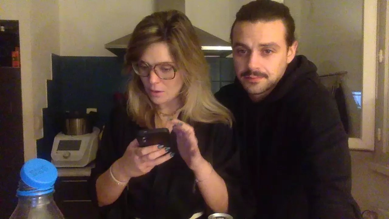 Offline Hoper34 on Cam4