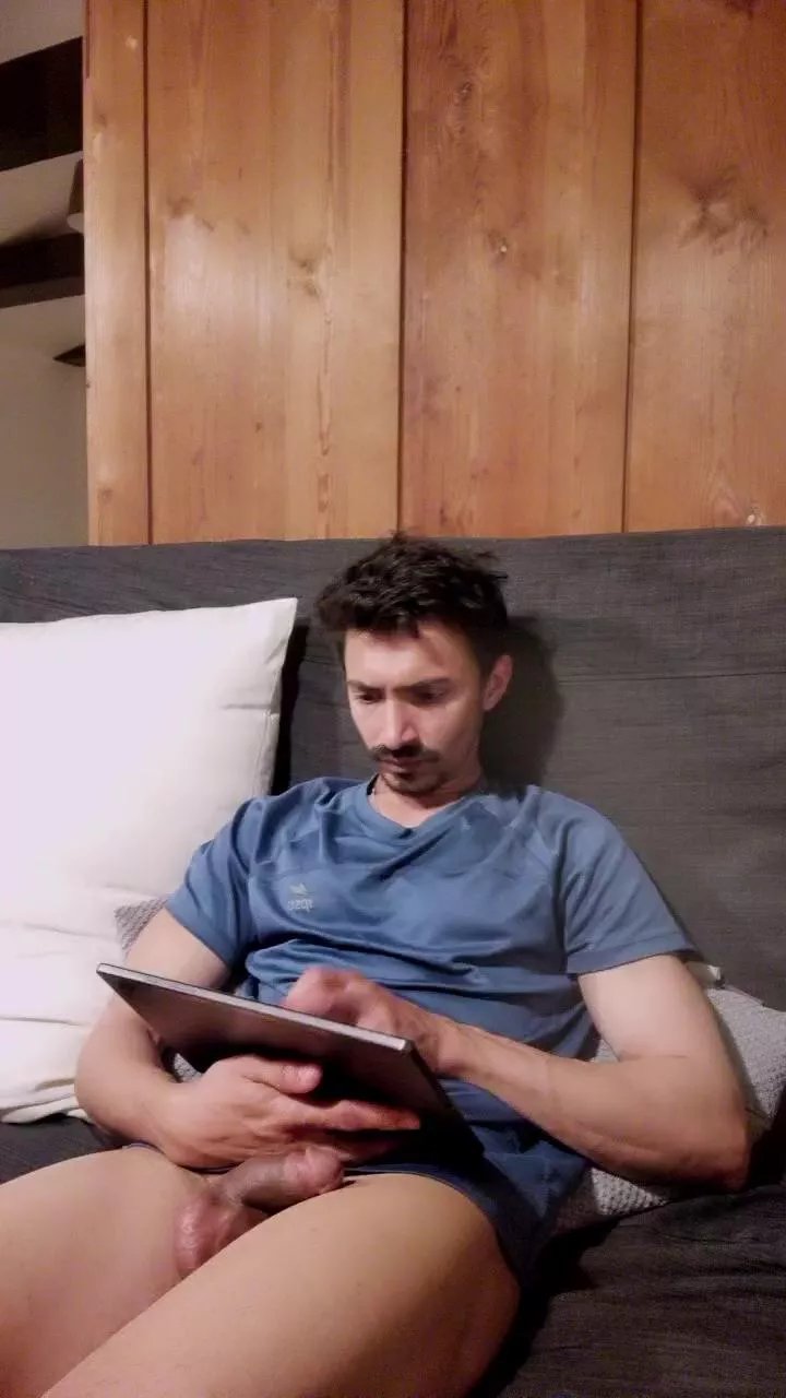 Offline hotboy7005 on Cam4