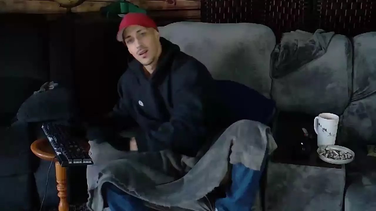 Offline Hotdickyxxx on Cam4