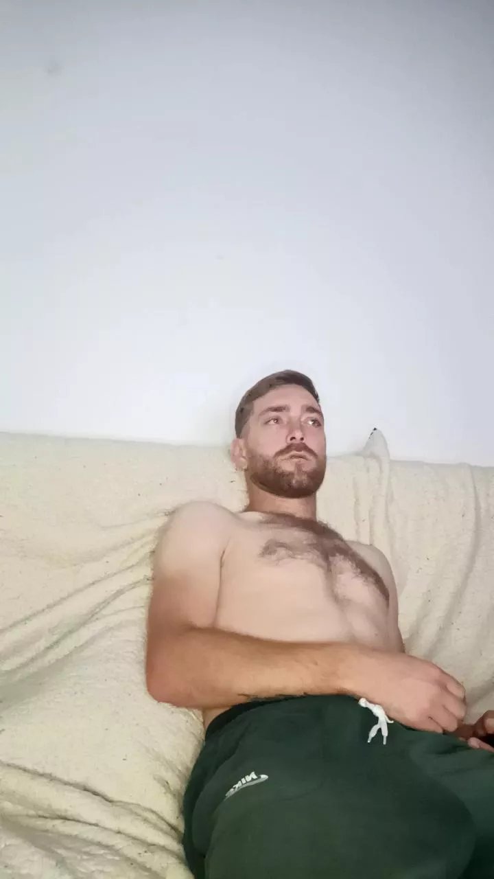 Offline Hottboytuga on Cam4