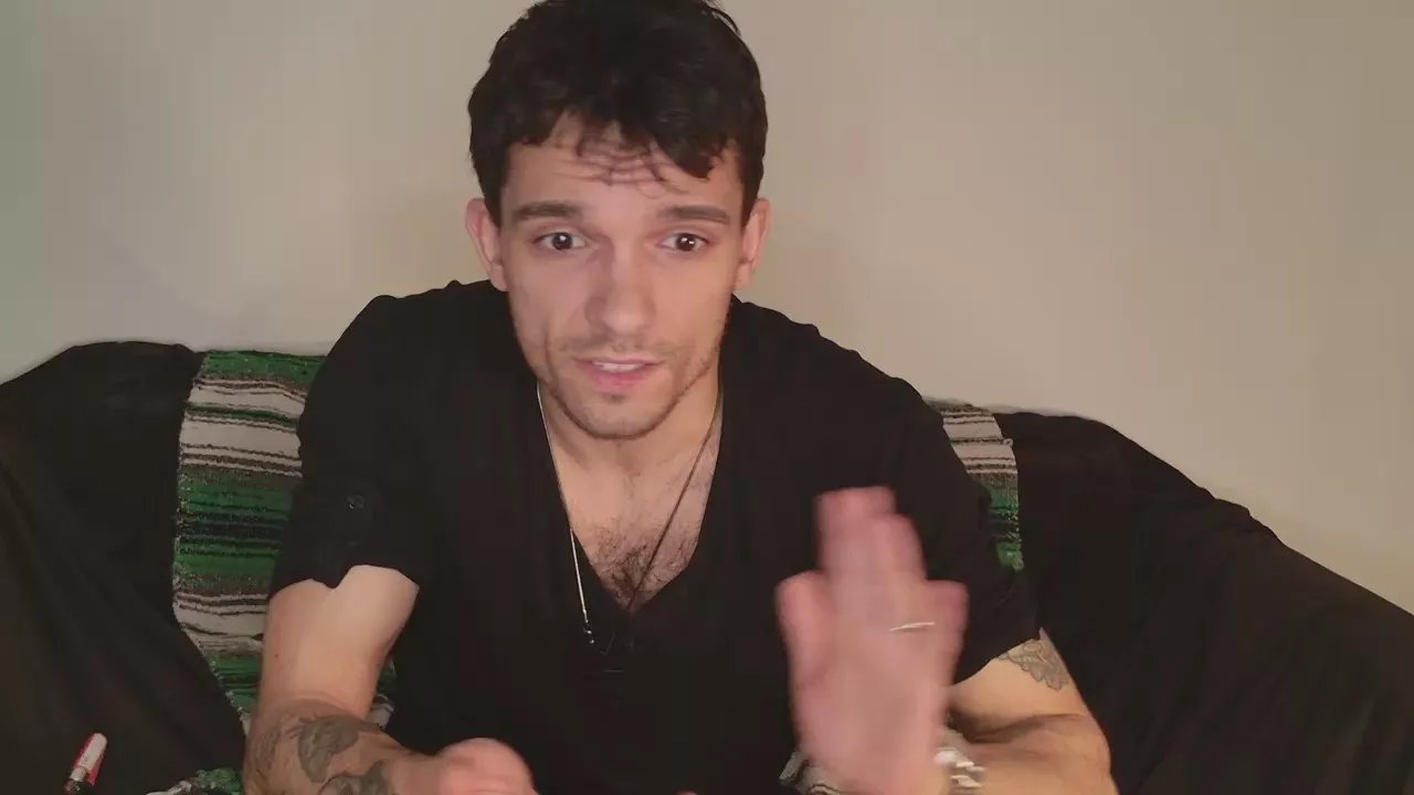 Offline Jackdesfeux on Cam4