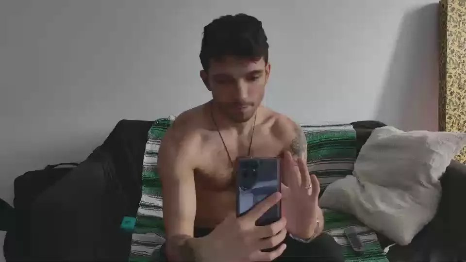 Offline Jackdesfeux on Cam4