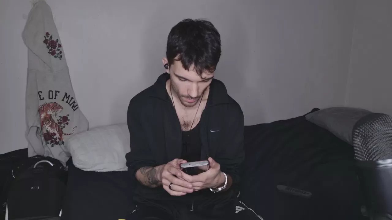 Offline Jackdesfeux on Cam4