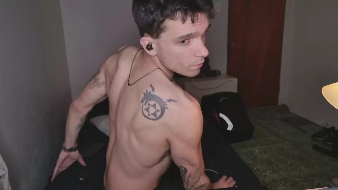 Offline Jackdesfeux on Cam4