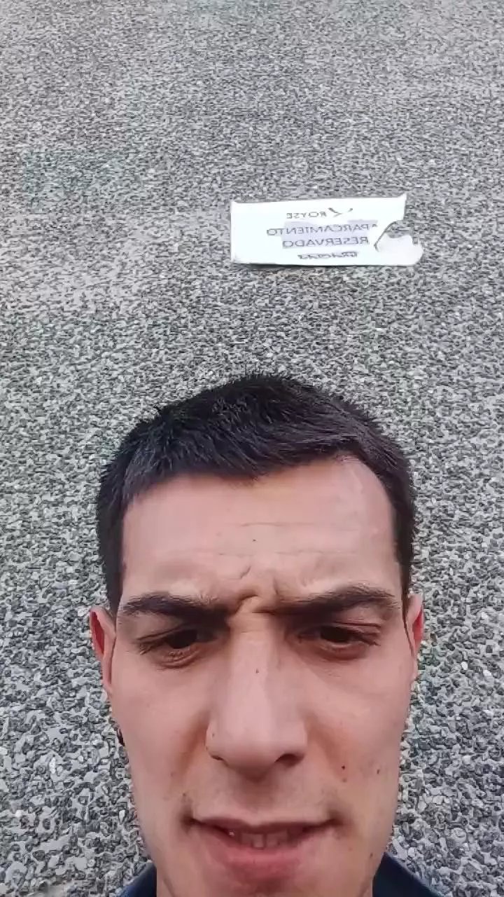 Offline Kingunner18 on Cam4