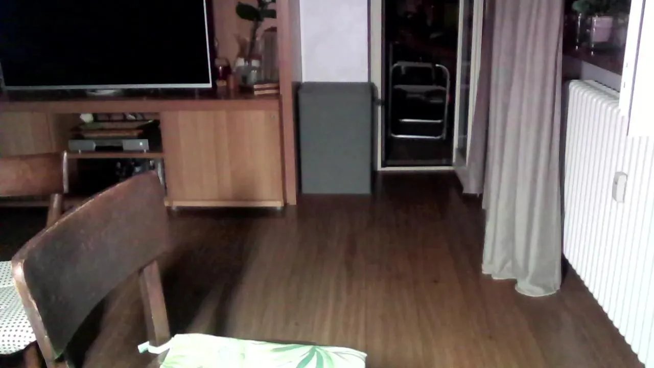 Offline Laurasexytra on Cam4