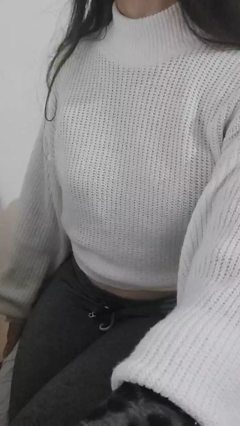 Offline lunaysol29 on Cam4