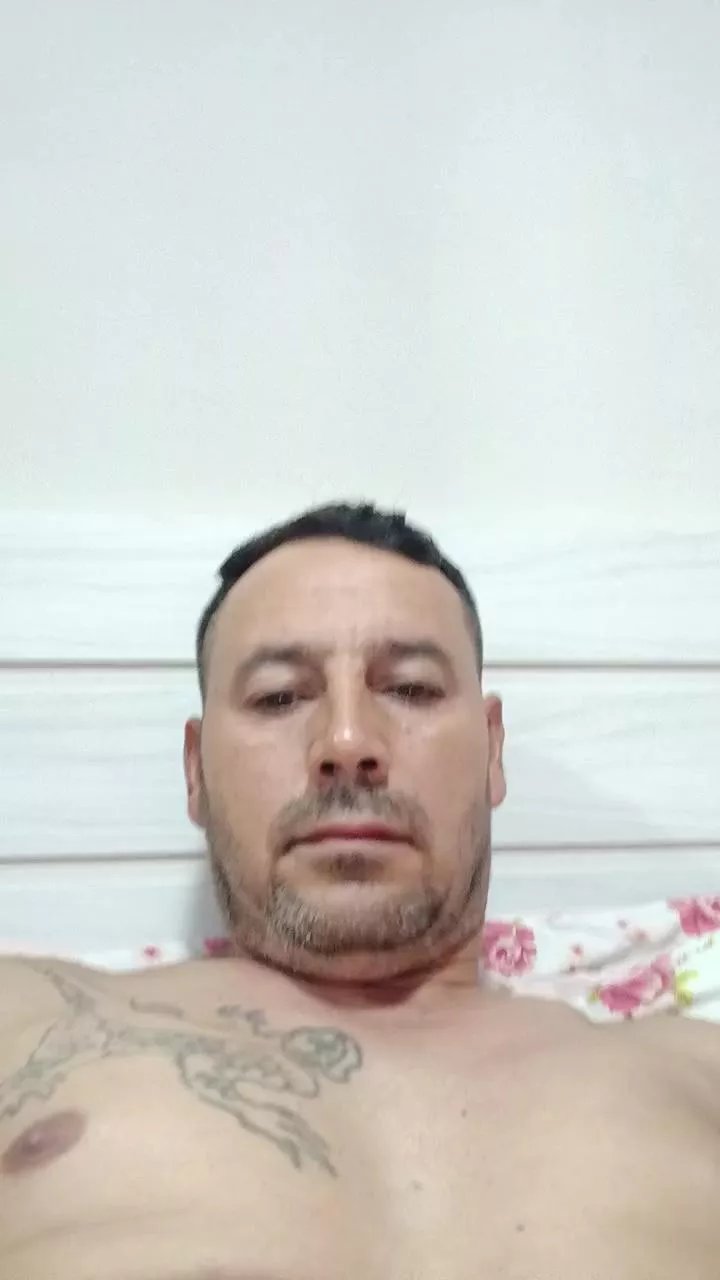 Offline mecanicosafada5 on Cam4