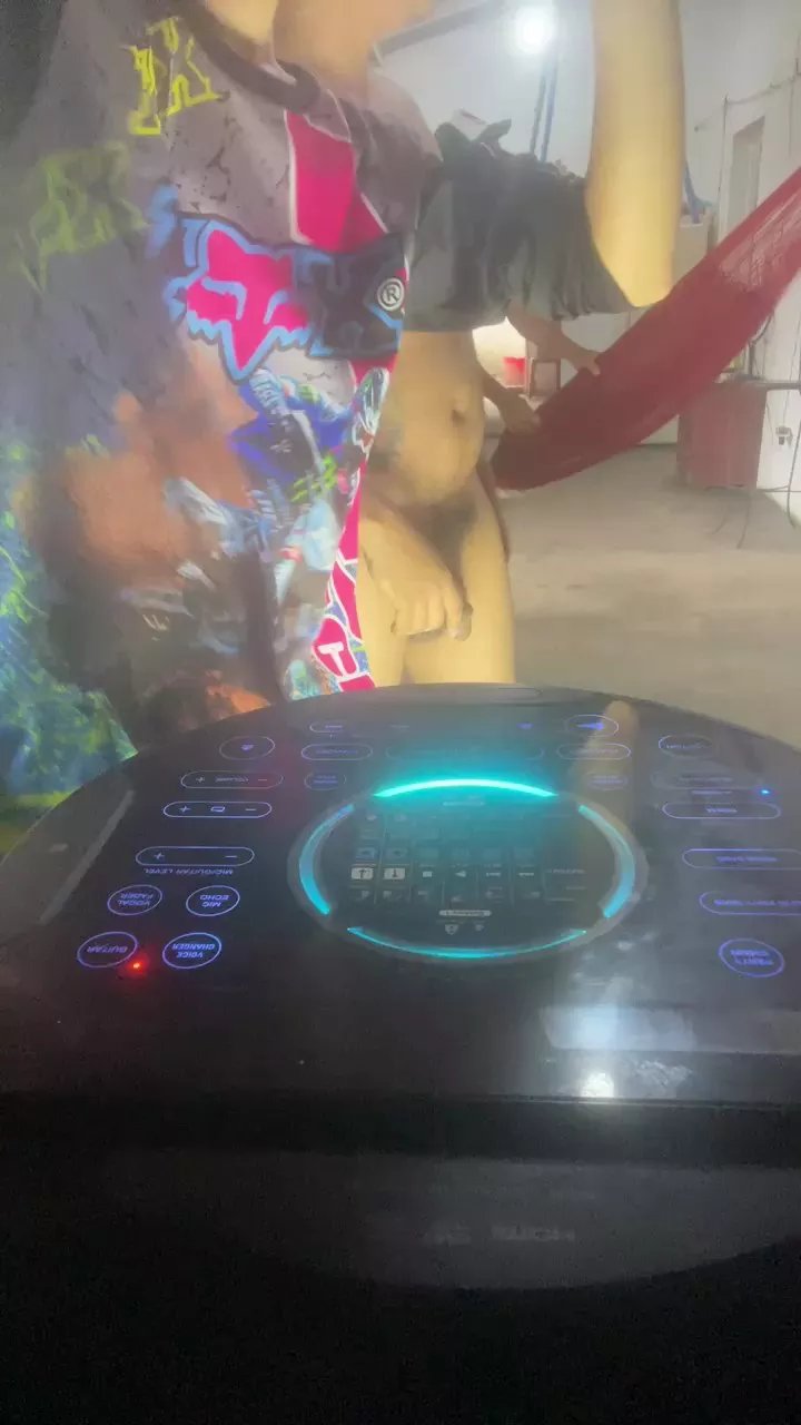 Offline MONSTER777DADDY on Cam4