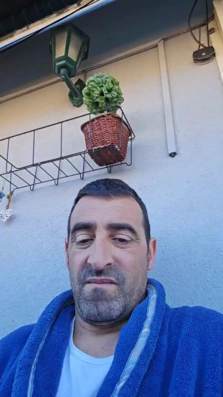 Offline pedro41g on Cam4