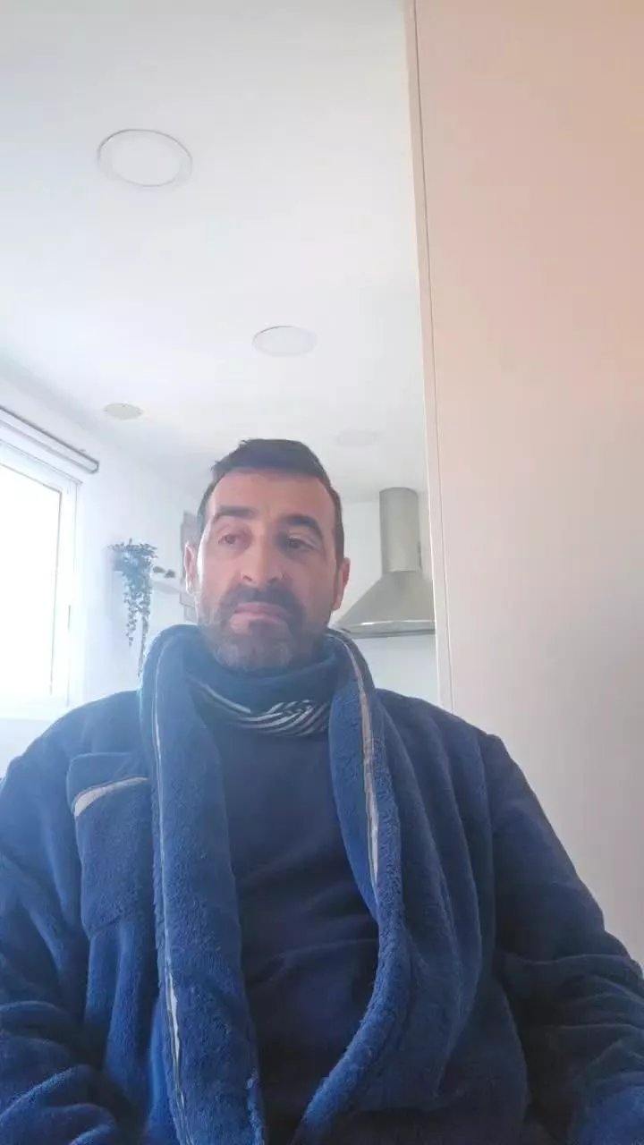 Offline pedro41g on Cam4