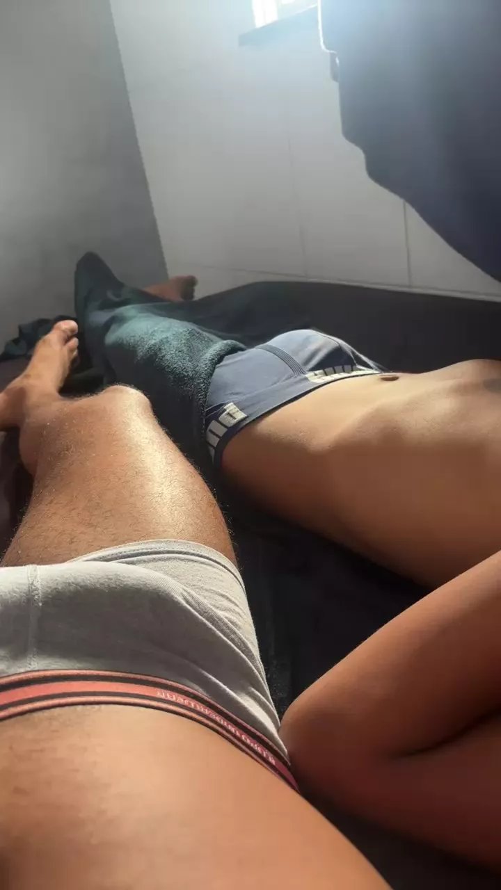 Offline putosalvador1 on Cam4