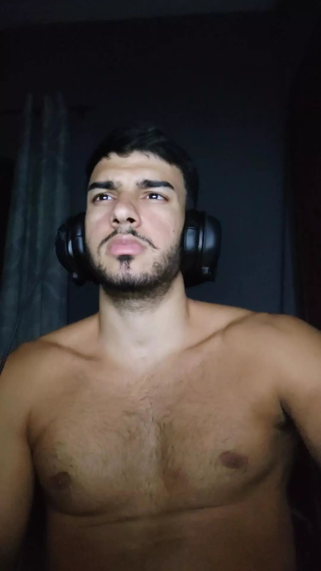 Freechat robsonhaha on Cam4