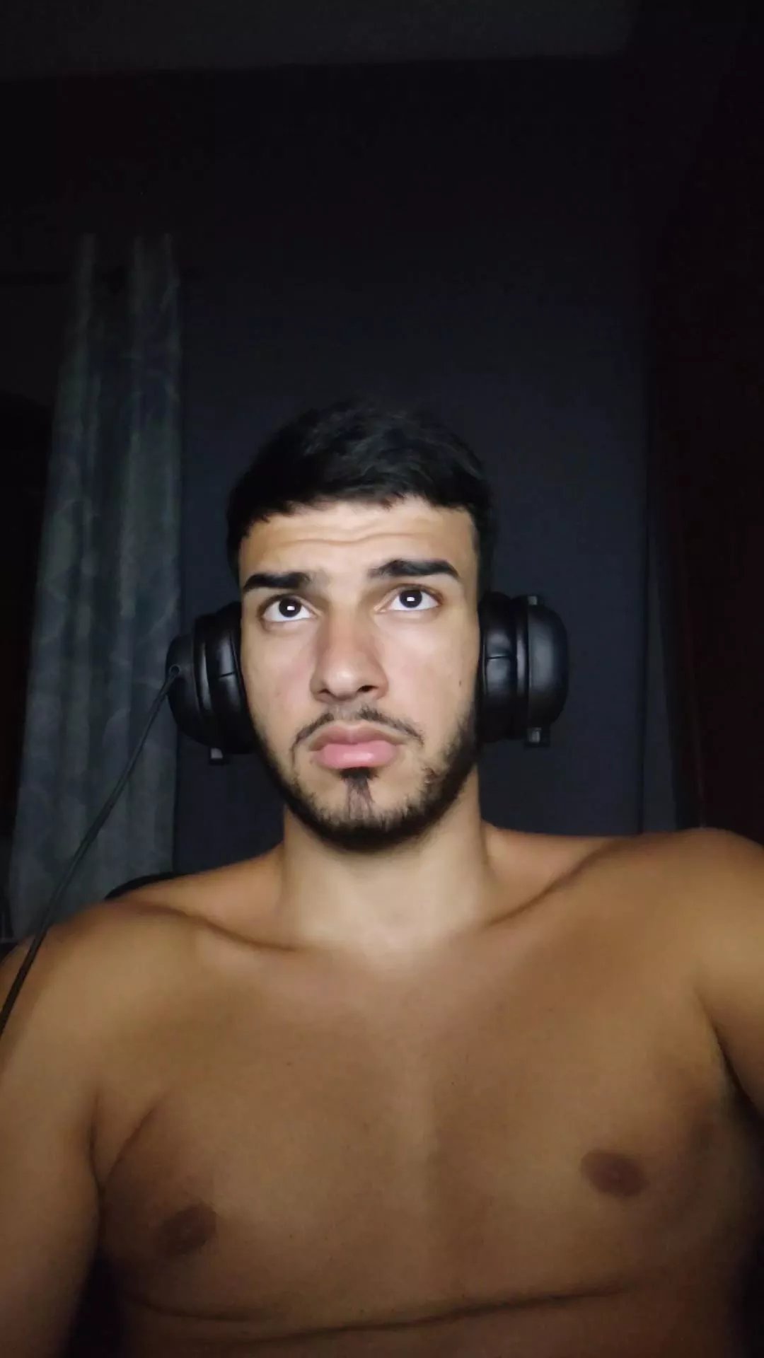 Freechat robsonhaha on Cam4