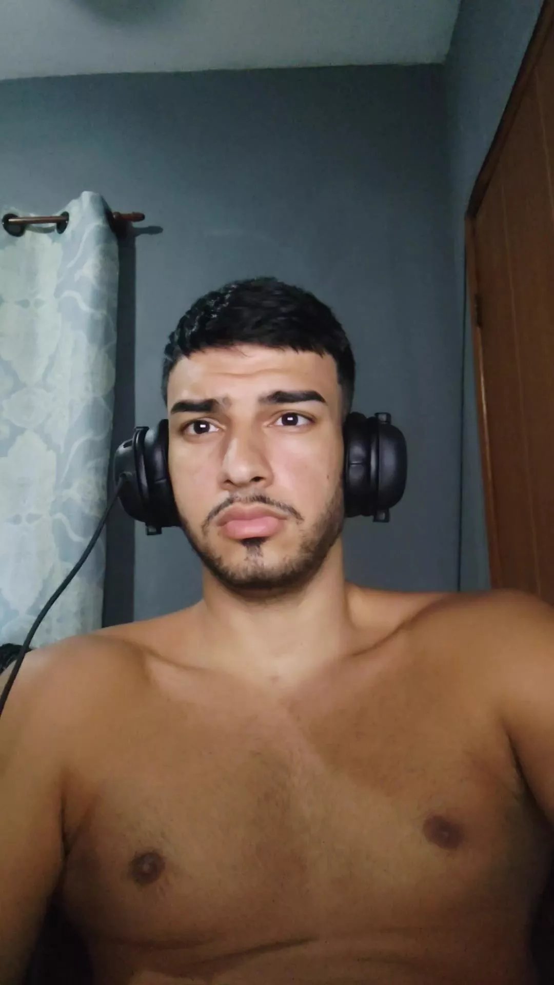 Freechat robsonhaha on Cam4