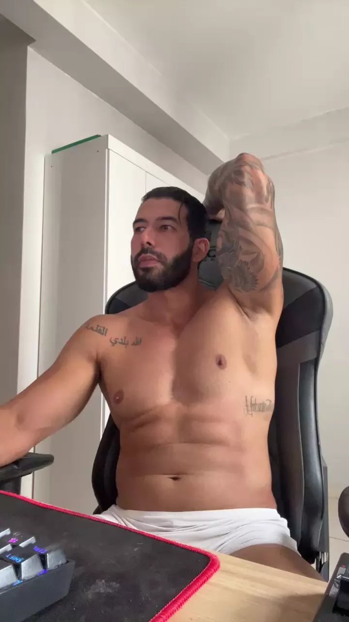 Offline Saradoalto23 on Cam4