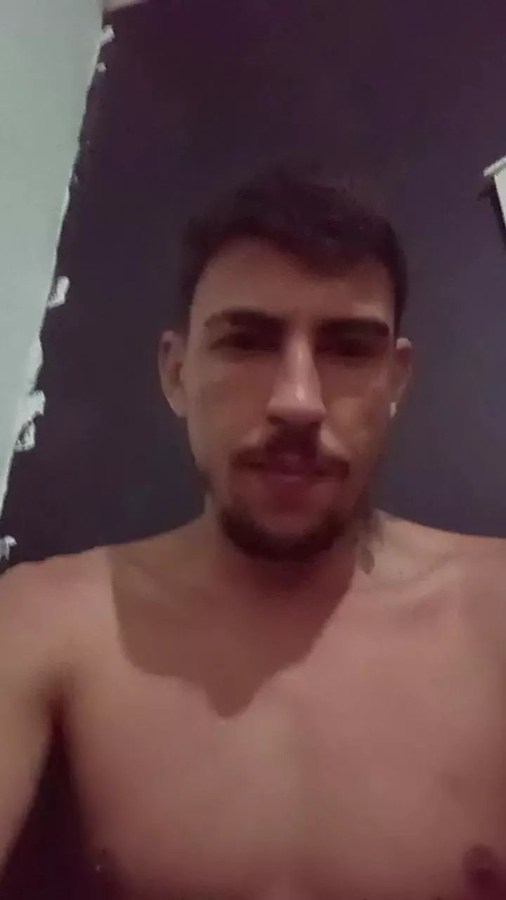 Offline Sexymaromba33 on Cam4