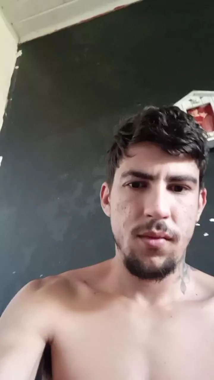 Offline Sexymaromba33 on Cam4