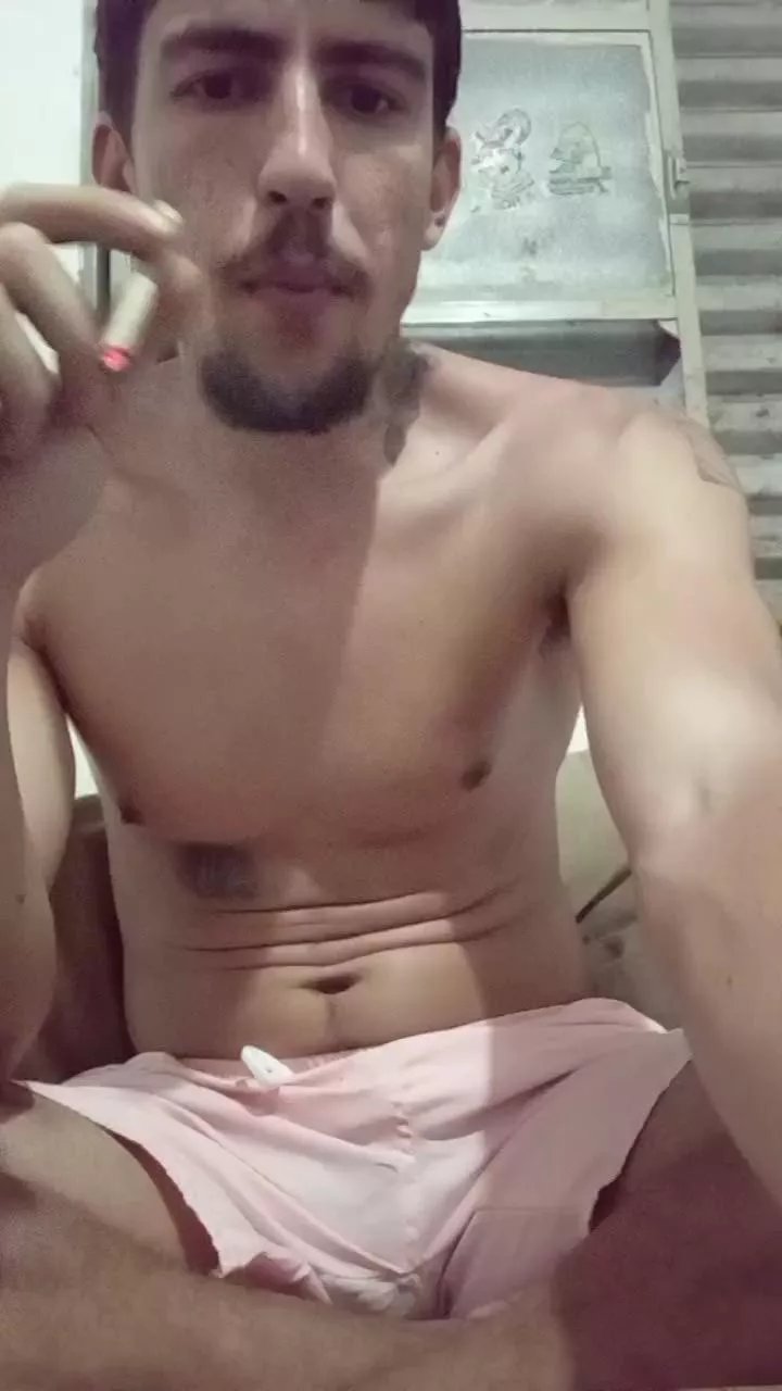 Offline Sexymaromba33 on Cam4