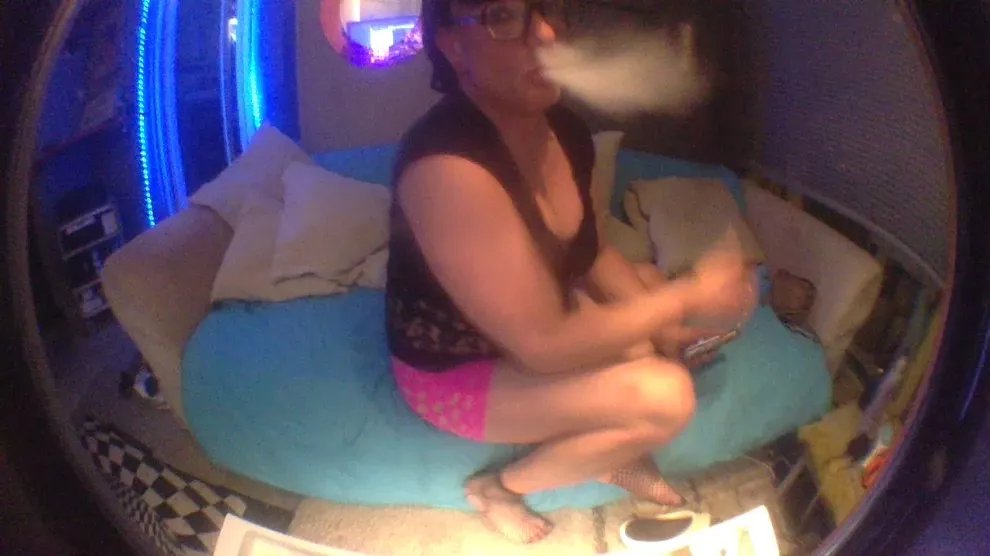 Offline SissyMathilde on Cam4